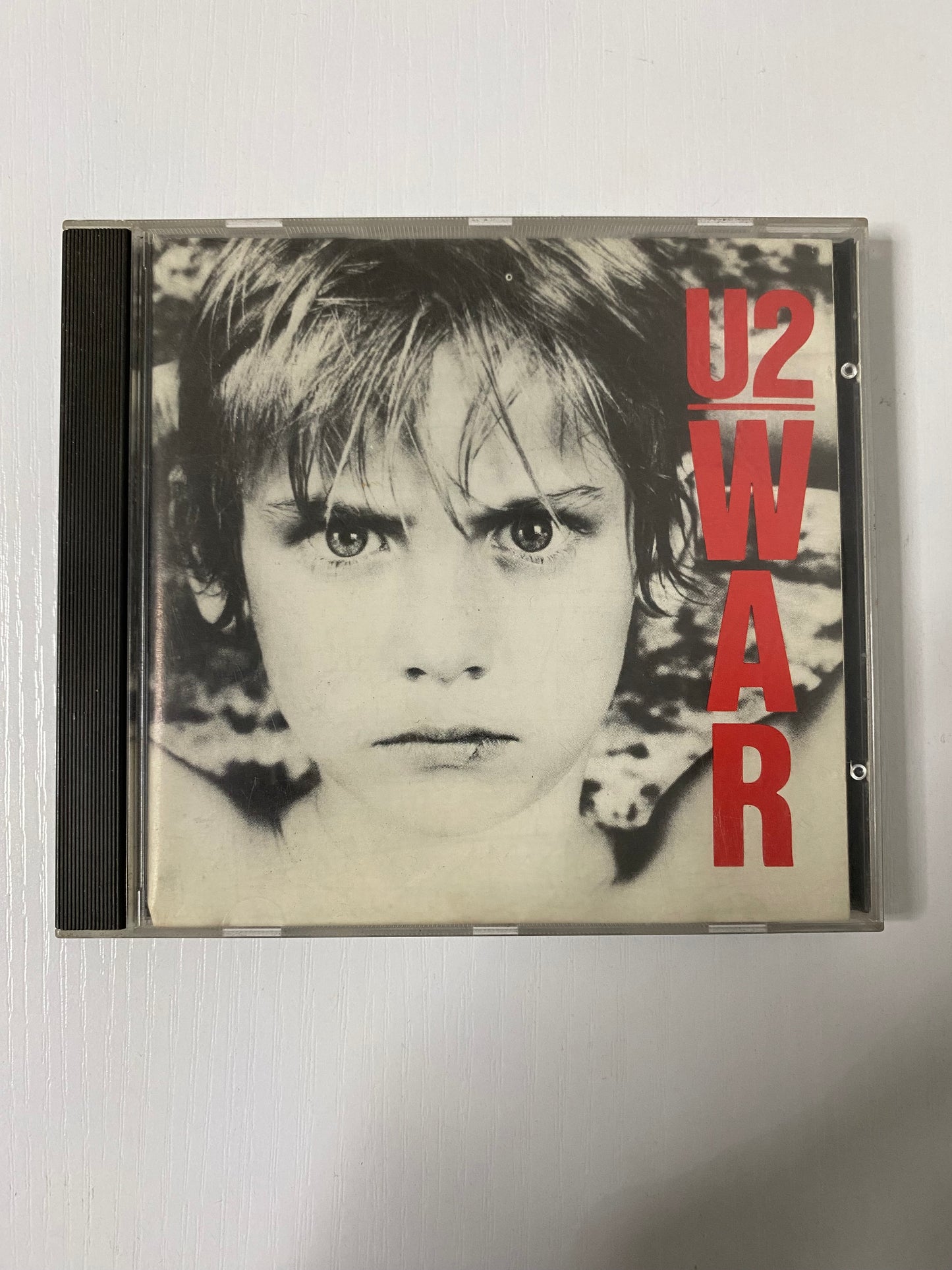 U2 ( WAR )