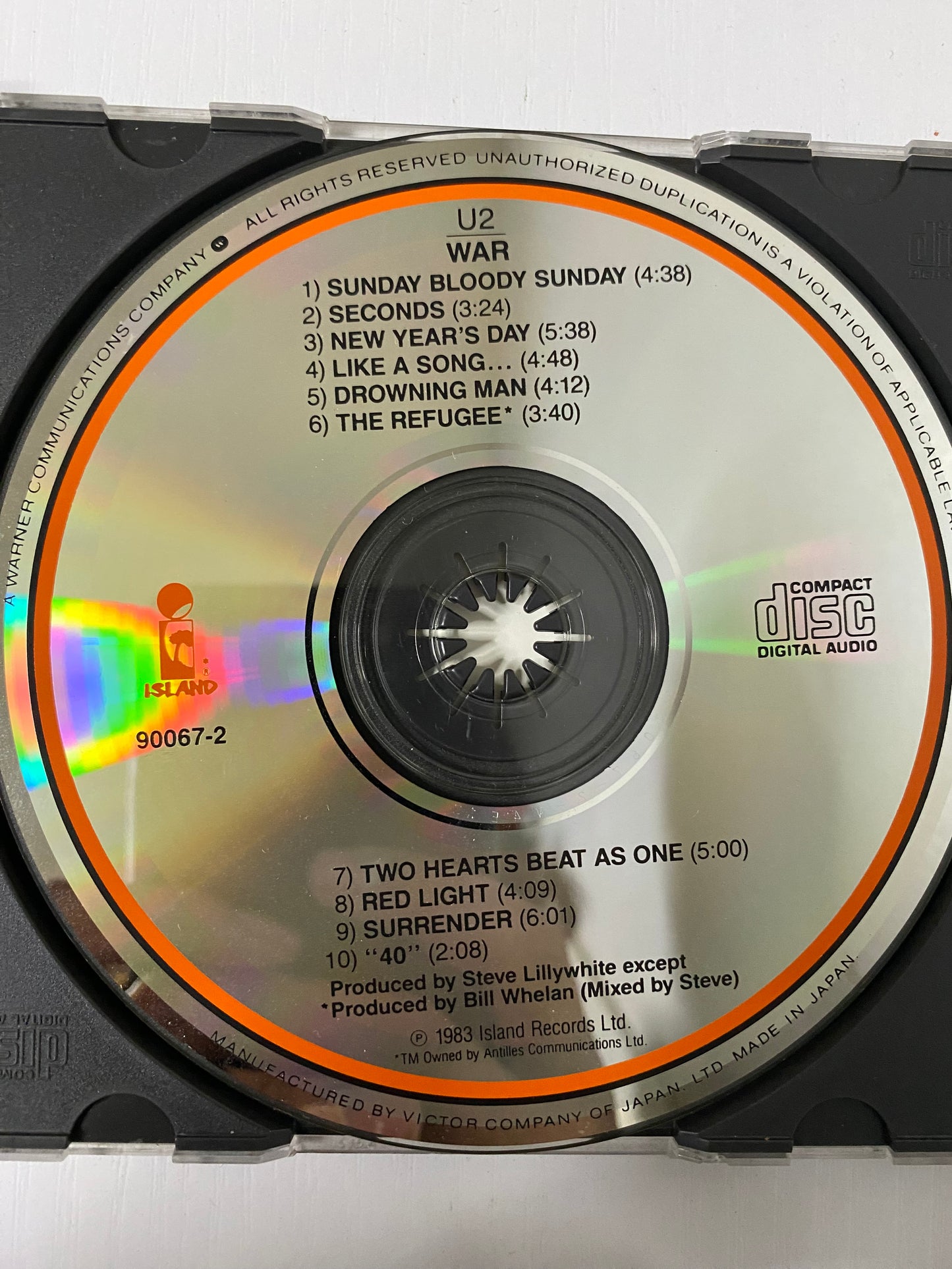 U2 ( WAR )